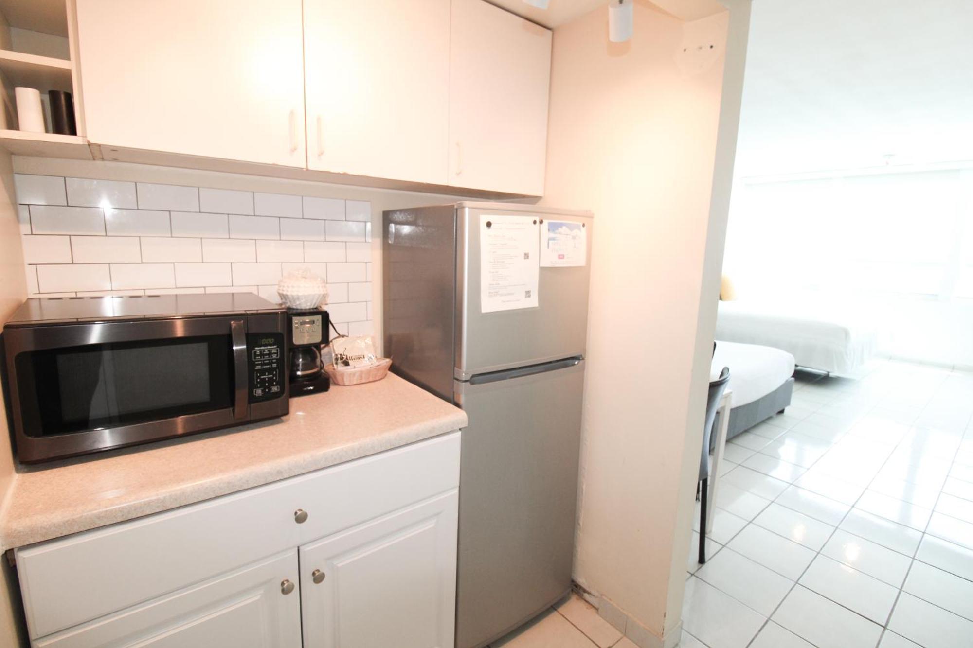 Castle 1733 Ocean View Studio With Direct Beach Access, Pool, Tennis & Free Parking Miami Beach Extérieur photo