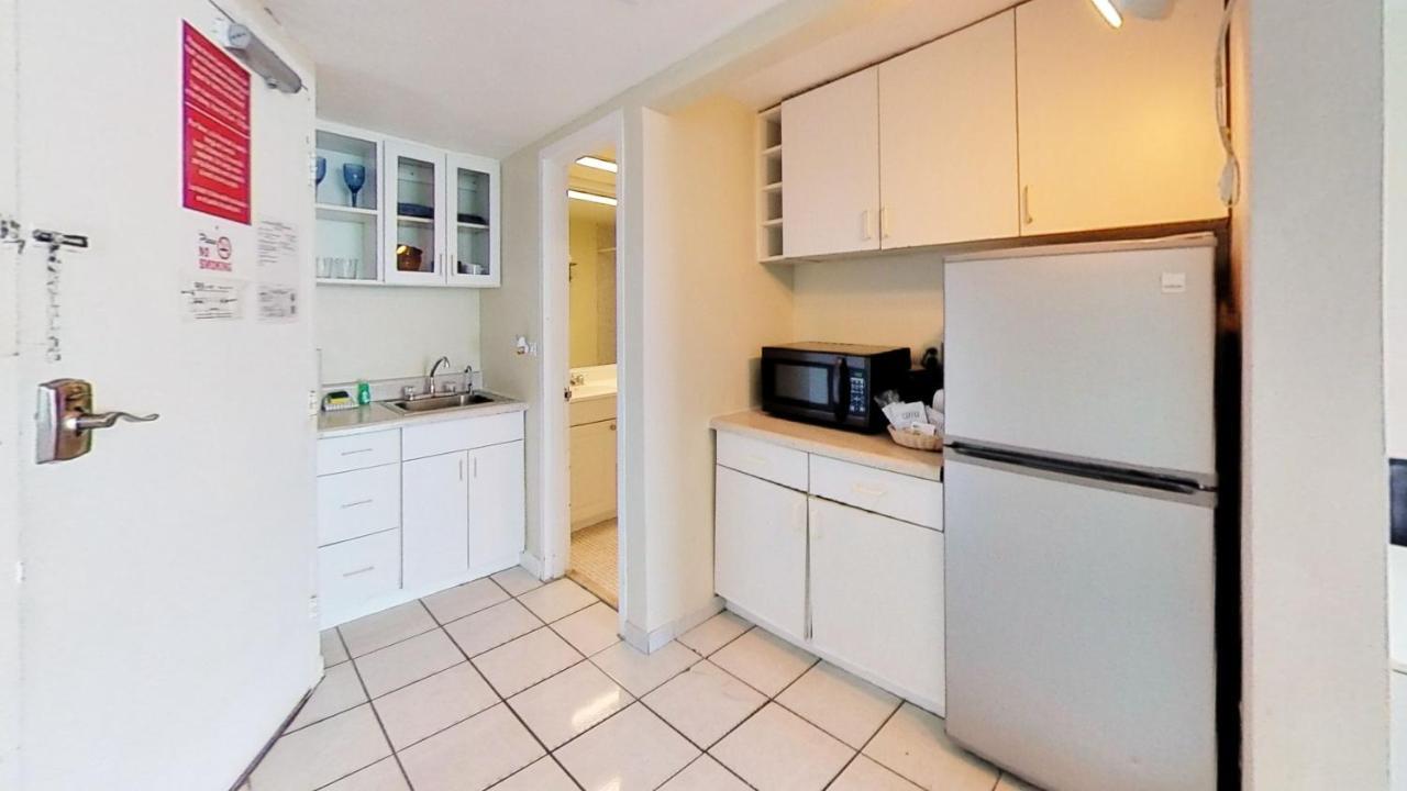 Castle 1733 Ocean View Studio With Direct Beach Access, Pool, Tennis & Free Parking Miami Beach Extérieur photo